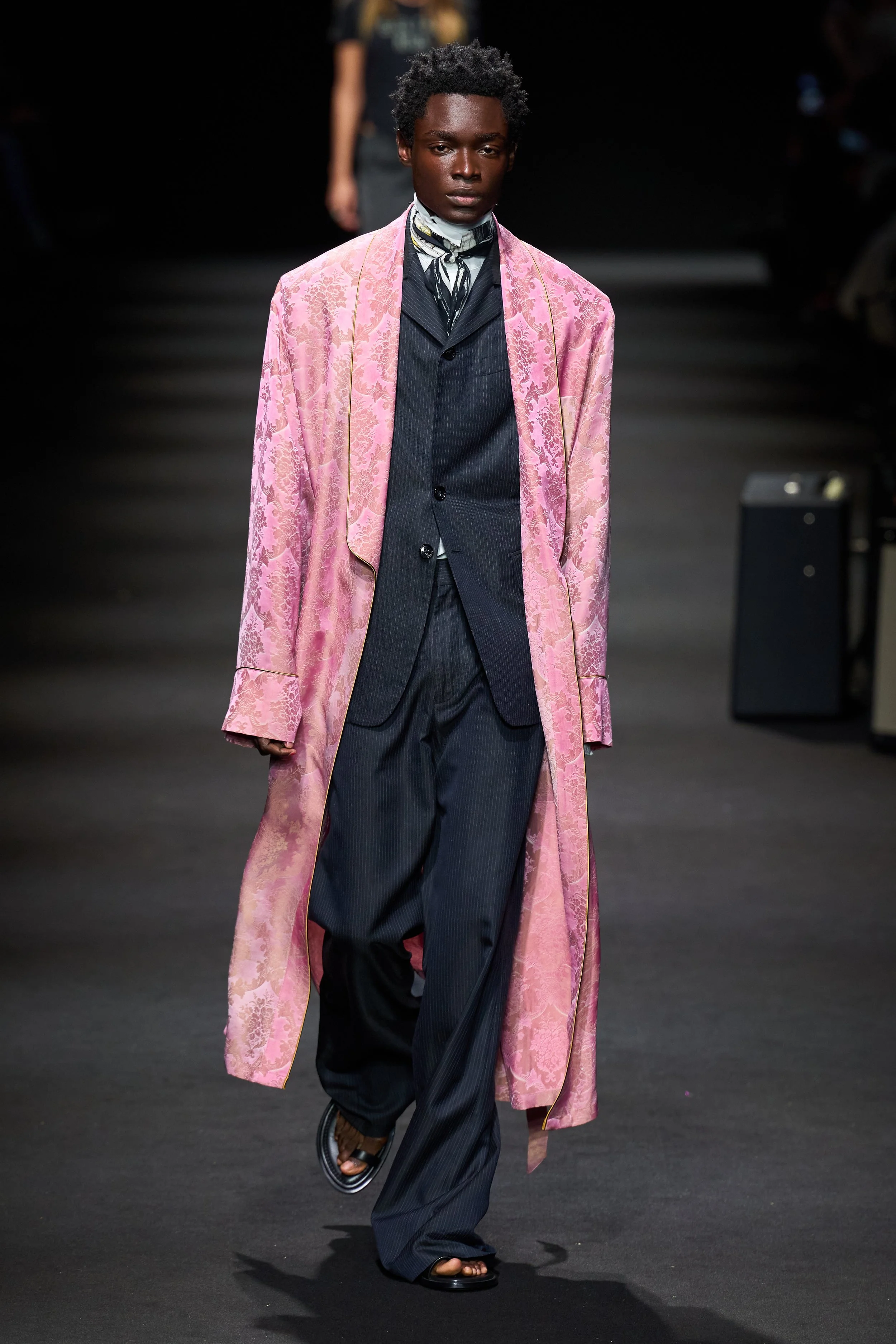 ANN DEMEULEMEESTER 作品集 ANN DEMEULEMEESTER SS26 - SHOW REPORT - BEHIND THE BLINDS —